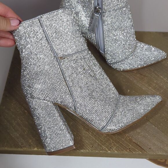 Steve Madden Nola boots flared heel full rhinestone pointed toe size 6 - Picture 3 of 9